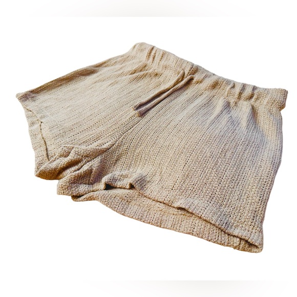 H&M Women’s Tweed Jacquard Beach Shorts Nude Beige High Rise - Size Large - Picture 3 of 8